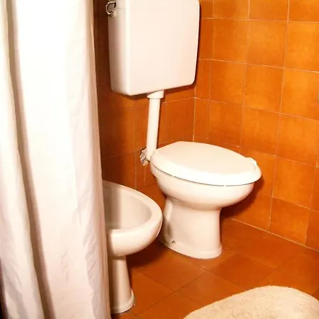 Apartment — Pool — Idro