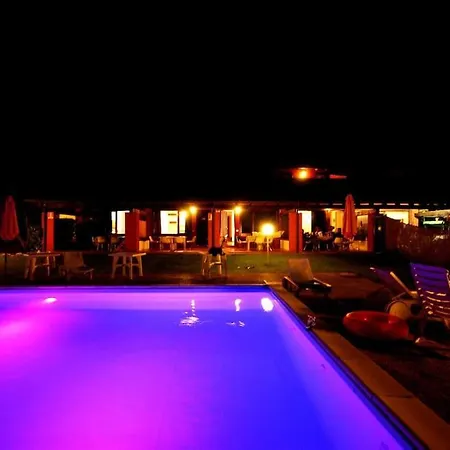 — Pool — Idro