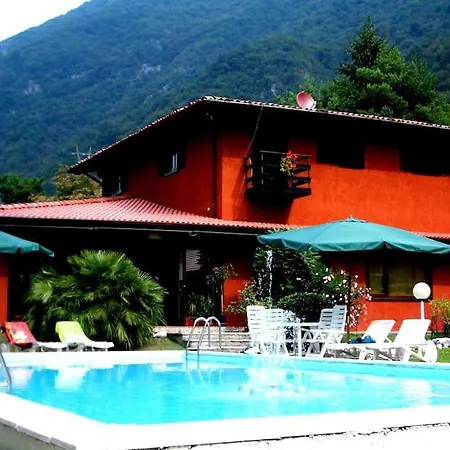 — Pool — Idro *